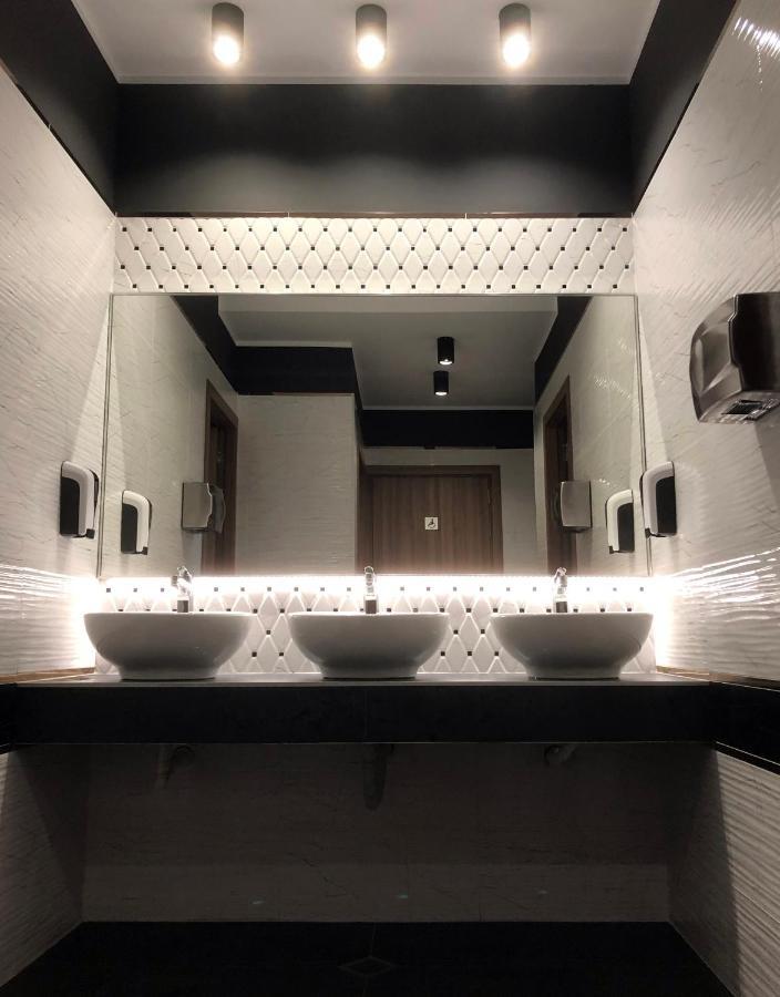 Jitomir Hotel Монтана Экстерьер фото