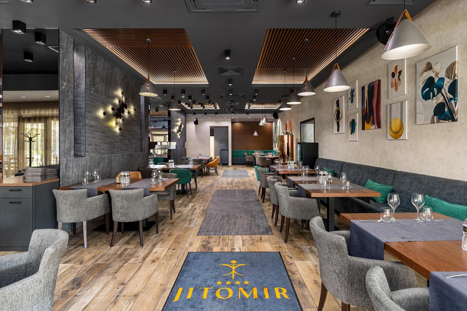 Jitomir Hotel Монтана Экстерьер фото